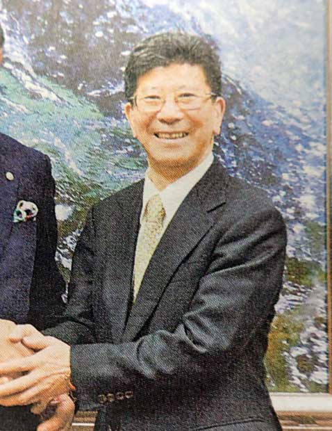 佐川国税庁長官は、日本税理士会連合会が発行する業界紙「税理士界」（1月15日付）のインタビューに登場し、納税の意義を語っていた