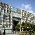 早稲田・政経と慶應・経済ならどっちに行く? 早慶の人気学部は…