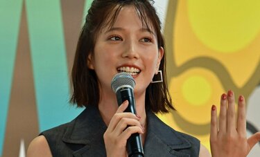 CM減少でピークアウトがささやかれる「本田翼」、コスメプロデュース業順調で得意分野へシフトか