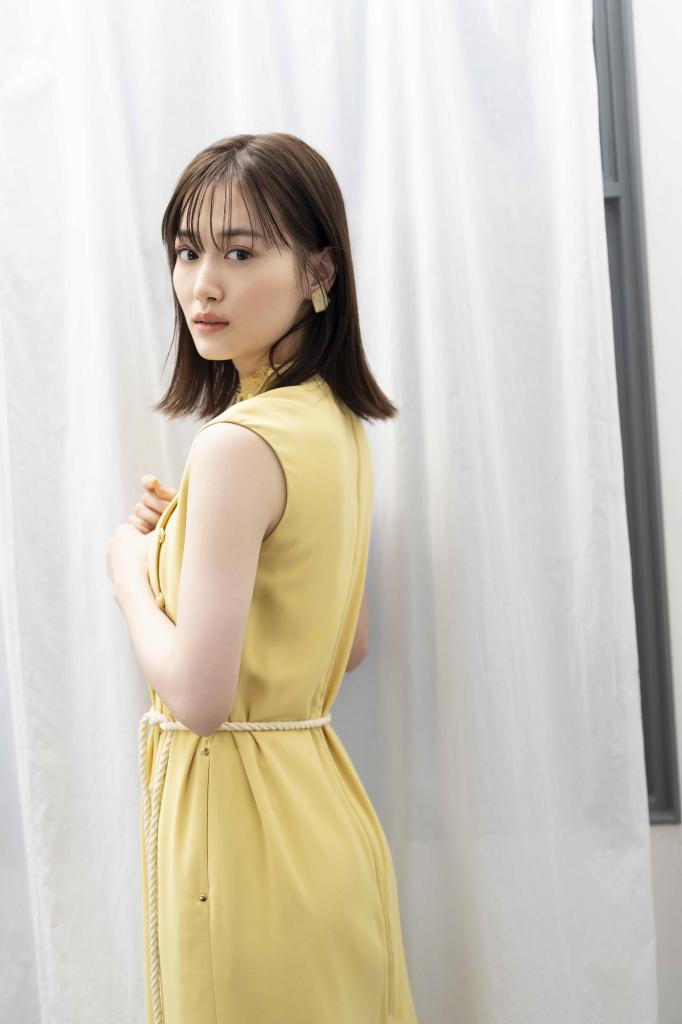 ［撮影／木村哲夫、ヘアメイク／北原果（ＫｉＫｉ　ｉｎｃ．）、スタイリング／市野沢祐大（ＴＥＮ１０）、アートディレクション／福島源之助＋ＦＲＯＧ　ＫＩＮＧ　ＳＴＵＤＩＯ、衣装協力／ｆｕｒｕｔａ、ＨＡＶＡ、ＨＵＲＪＡＢＯＹ］