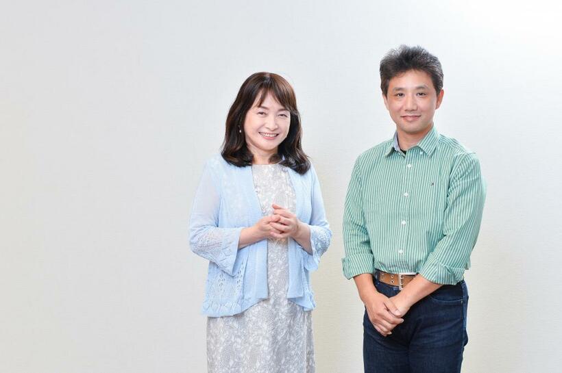 「算数の基本はやっぱり計算力」と語る佐藤さん（左）と宮本さん（右、写真／掛祥葉子）