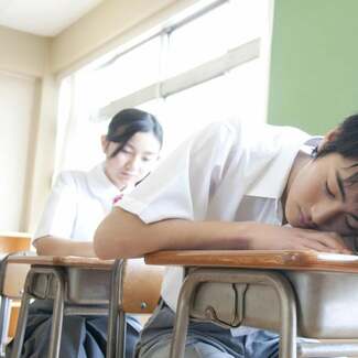 「心の健康」だけではダメ。学校教育に「精神疾患の予防と回復」が必要な理由