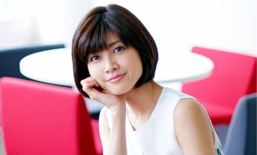 かわいすぎる48歳「内田有紀」 29年前の「とんがりビキニ」から“恐ろしいほど変わらない”魅力〈映画「踊る大捜査線 THE MOVIE3」きょう放送〉