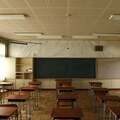 増加する非正規教職員「研修なし」独学で担任に 正規教員と同じ仕事でも待遇に差