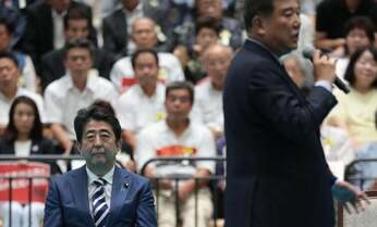 第2次安倍政権の「1強」と「史上最長」を支えた“二つのライバル不在”