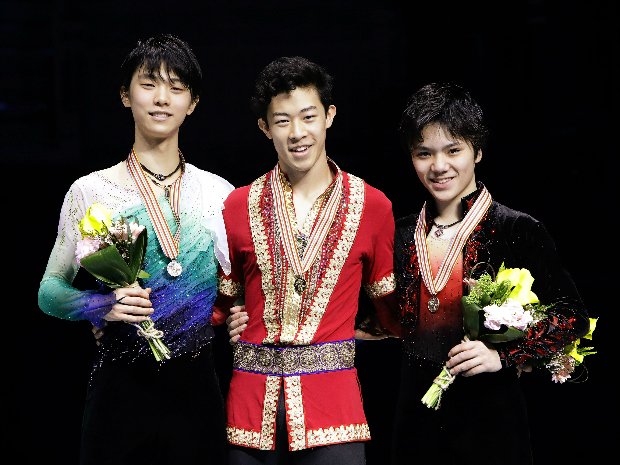 四大陸選手権で表彰台に上がった羽生結弦（左）、ネイサン・チェン（中央）、宇野昌磨（右）（写真：Getty Images）
