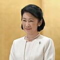 〈皇室の子育て〉紀子さま57歳に 教育方針は「普通の子と同じように」 眞子さん、佳子さまに示した母の姿