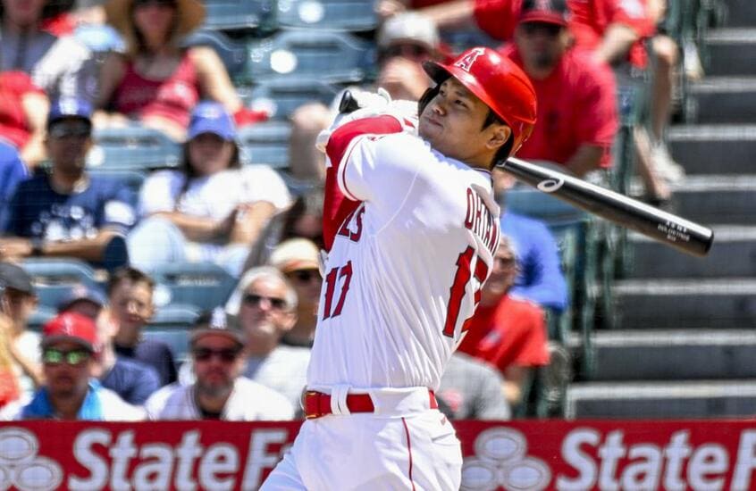 エンゼルスの大谷翔平は5月、大リーグ通算100本塁打や日米通算150本塁打をマーク。今季は31日現在で打率2割4分9厘、11本塁打、32打点、7盗塁(photo Orange County Register via Getty Images)