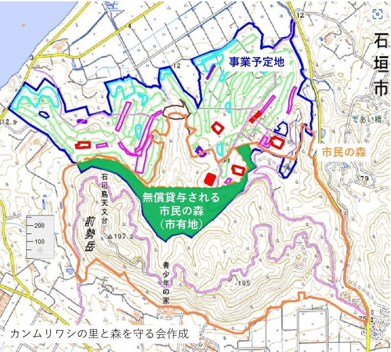 石垣島におけるゴルフリゾート開発予定地の地図。事業予定地にふくまれる、東京ドーム約27個分の森林(緑色のエリア)には少なくとも10羽のカンムリワシが暮らしているという。(環境NGO「自然の権利」基金のクラウドファンディング用Webページより)