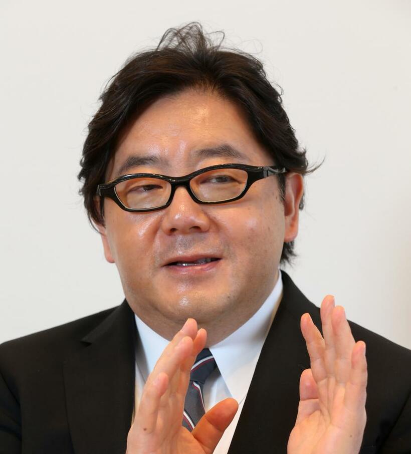 秋元康