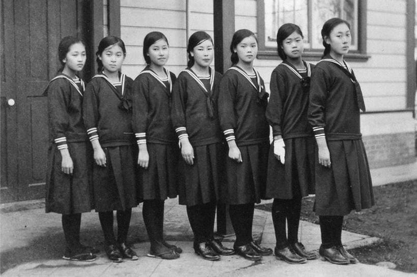 セーラー服を採用した金城学院。1921（大正10）年の集合写真（写真提供／金城学院）