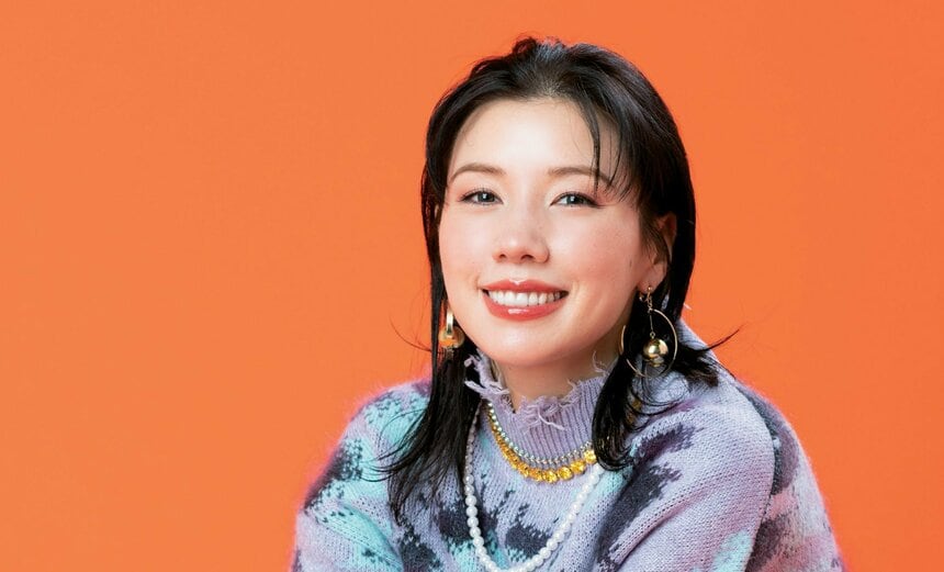 写真：高野楓菜（写真映像部）　ヘアメイク：近藤志保（reve）　スタイリスト：黒瀬結以