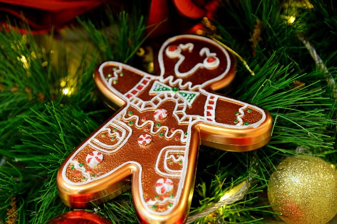 クリスマスのお菓子の中でも定番、ジンジャークッキーをご紹介