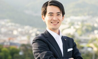 ハーバード大卒の高島崚輔・芦屋市長の大学時代 「1学年に日本人0.1%」圧倒的マイノリティーになり「人に頼る」ことを学んだ