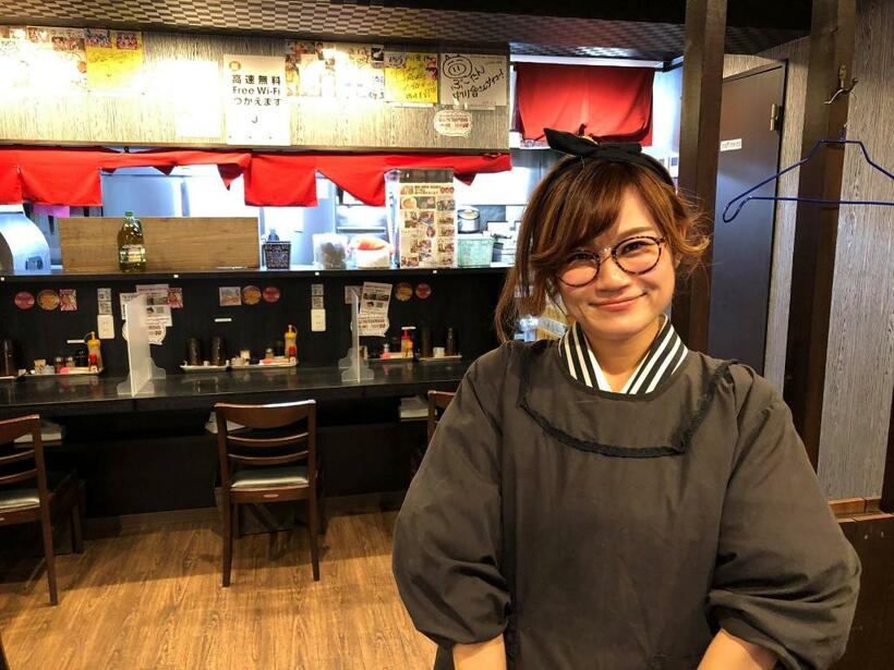 「中川會」女将の陽子さん。行きつけだった「肉そば けいすけ」の店長に背中を押され、ラーメン屋開業を決意した（筆者撮影）