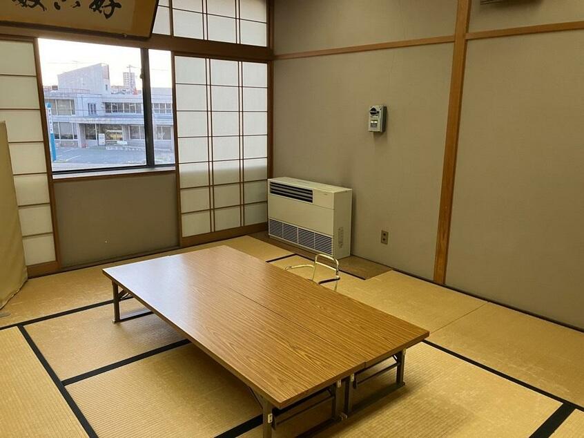 畳敷きの部屋も有効活用した。小さな子どもも安心して過ごせる。(豊明市提供)