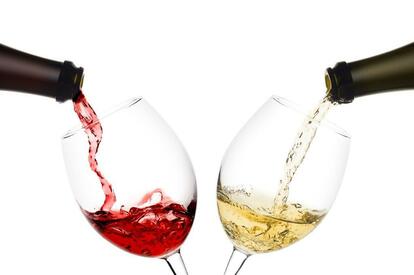 ワインは単に糖をアルコールに変えただけの飲み物ではない。ブドウのいろいろな成分が液体に溶け出し、変化する。これをマセラシオン(醸し)という(写真:getty images)