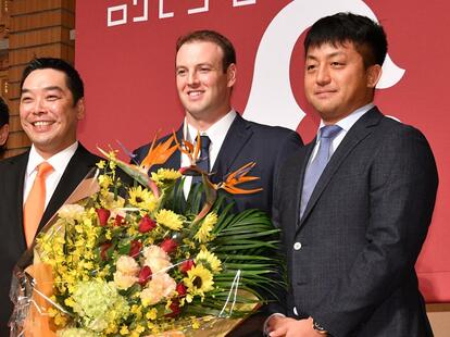 澤村は阿部の引退でいま、心中穏やかではないはずだ (c)朝日新聞社