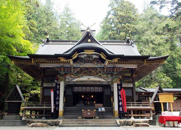 寶登山神社社殿
