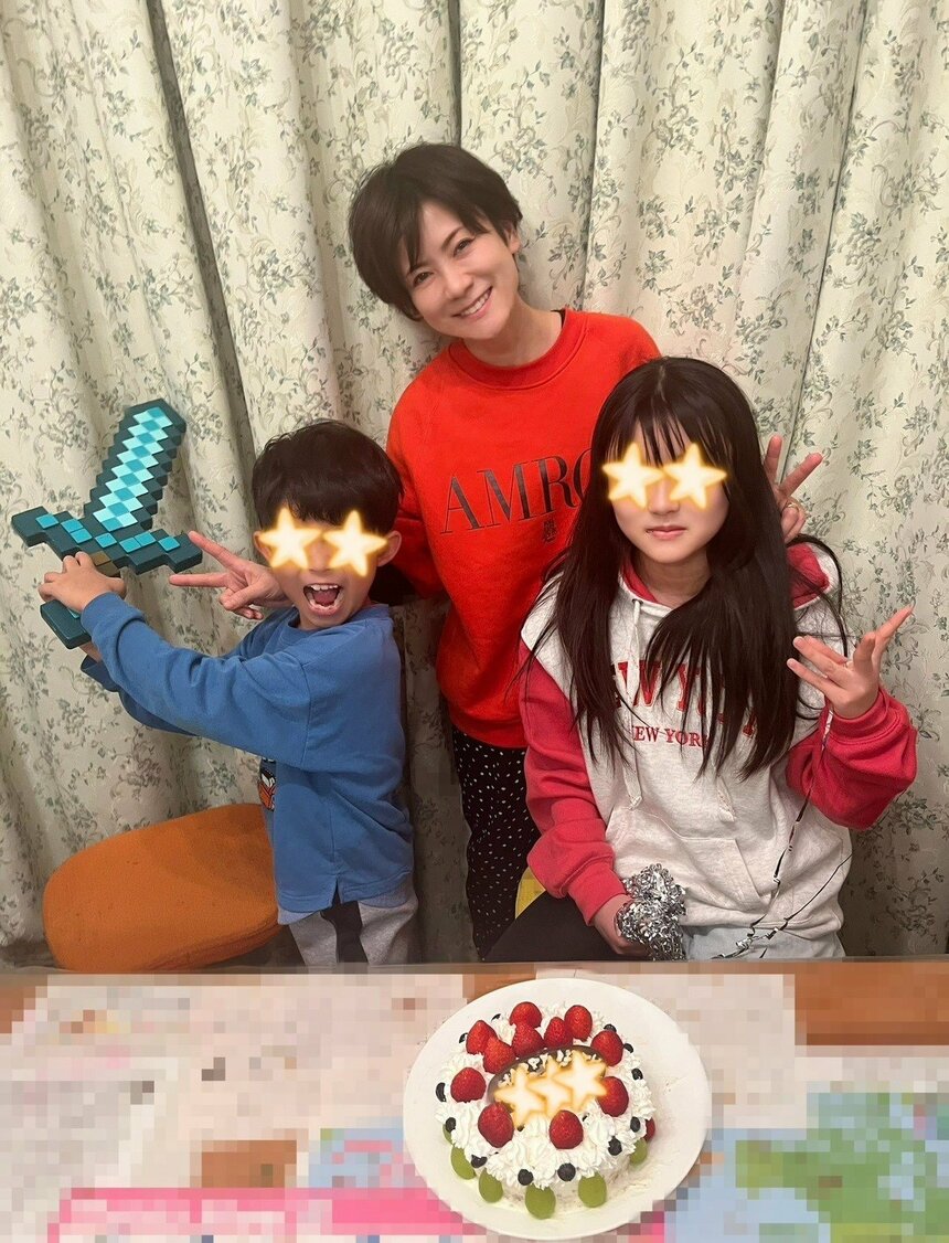 長女13歳のバースデー（小林由美子さんオフィシャルブログより）