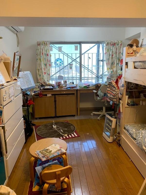 大型の家具や収納に占拠されていた子ども部屋／ビフォー