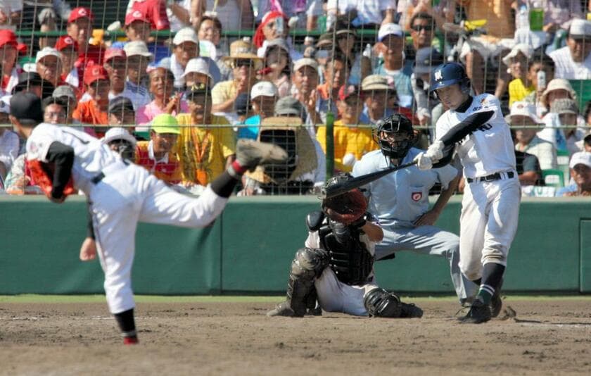 2007年夏の甲子園。決勝戦は逆転満塁本塁打という劇的な結末になった。（Ｃ）朝日新聞社