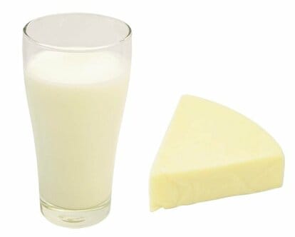 牛乳とプロセスチーズ