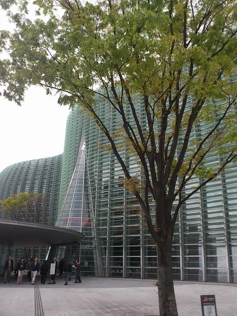 東京・六本木の国立新美術館