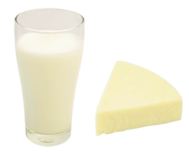 牛乳とプロセスチーズ