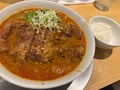 「スープにじゃぶじゃぶ浸けても衣がほどけない」 亡き父の魂を受け継いだ息子がつくる「最高の排骨担々麺」
