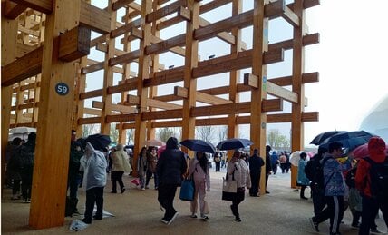 大阪万博の来場者　なんとか黒字ライン超え？　駆け込み需要あれば2500万人予測　気になる猛暑の影響は