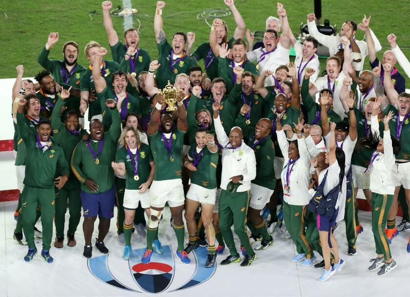 優勝し歓喜する南アフリカの選手たち（Ｃ）朝日新聞社