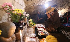 ステージ4のがんと闘う僧侶・高橋卓志「チビチリガマの『集団自決』は『強制死』としか言いようがない」