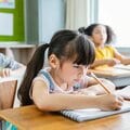 中学受験、低学年のテストの偏差値は「どうでもいい」と受験のプロが語る理由とは? テスト対策に悩む親にアドバイス
