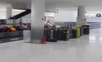 「目を凝らしても、ない」なぜか荷物はロンドンへいってしまった コロナ禍のロストバゲージ