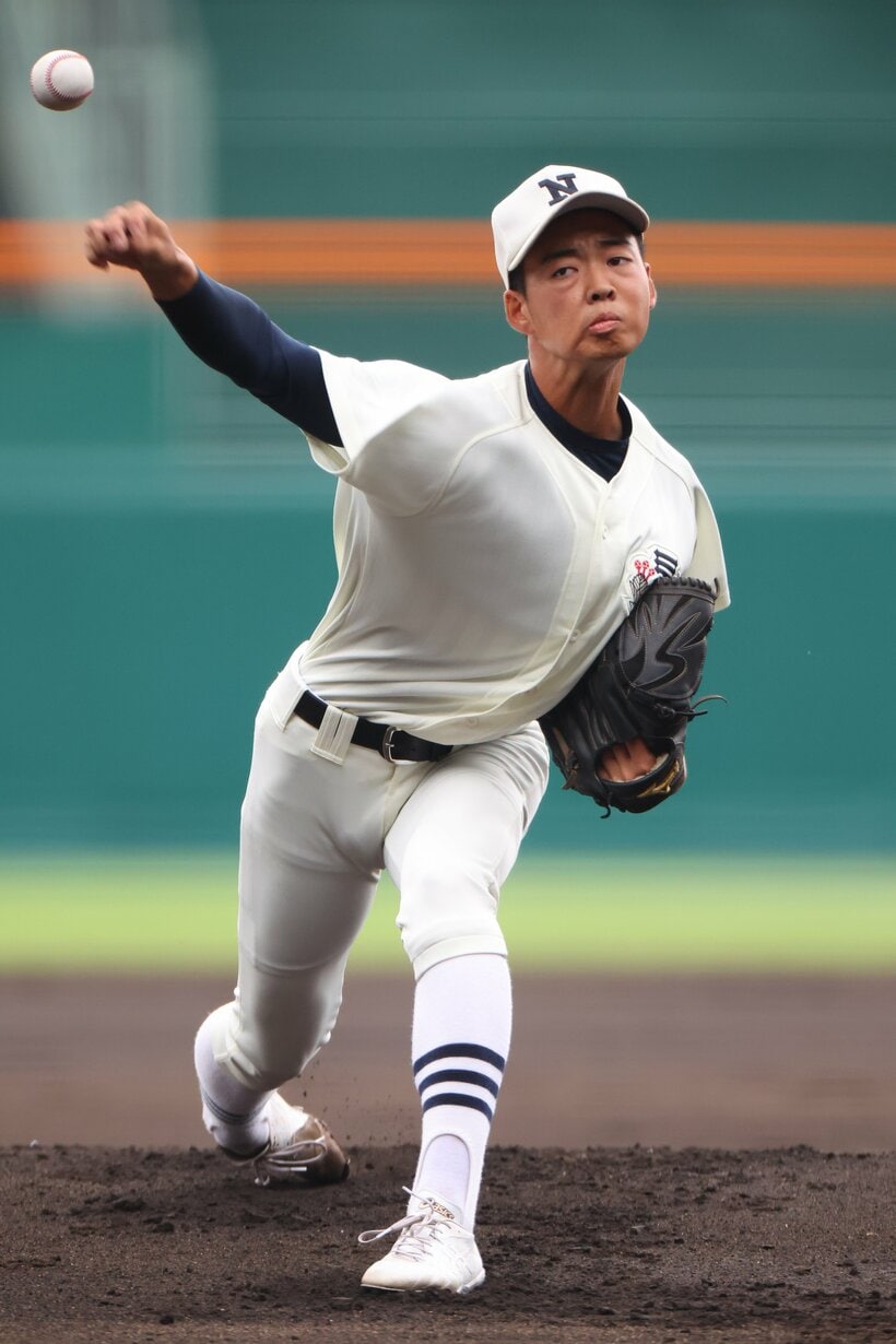 【決勝】今大会初先発となった日大三・谷津（撮影／写真映像部・松永卓也）