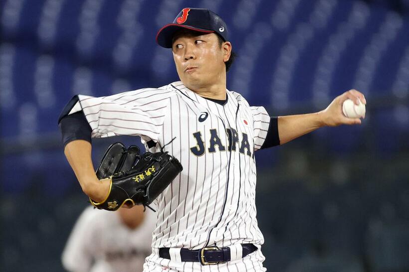 8月2日の準々決勝、米国戦に登板した大野雄大(gettyimages)