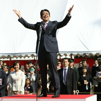 「ウソの政治」が横行する日本 「憲政史に残る汚点」によって歪められた民主主義の根幹