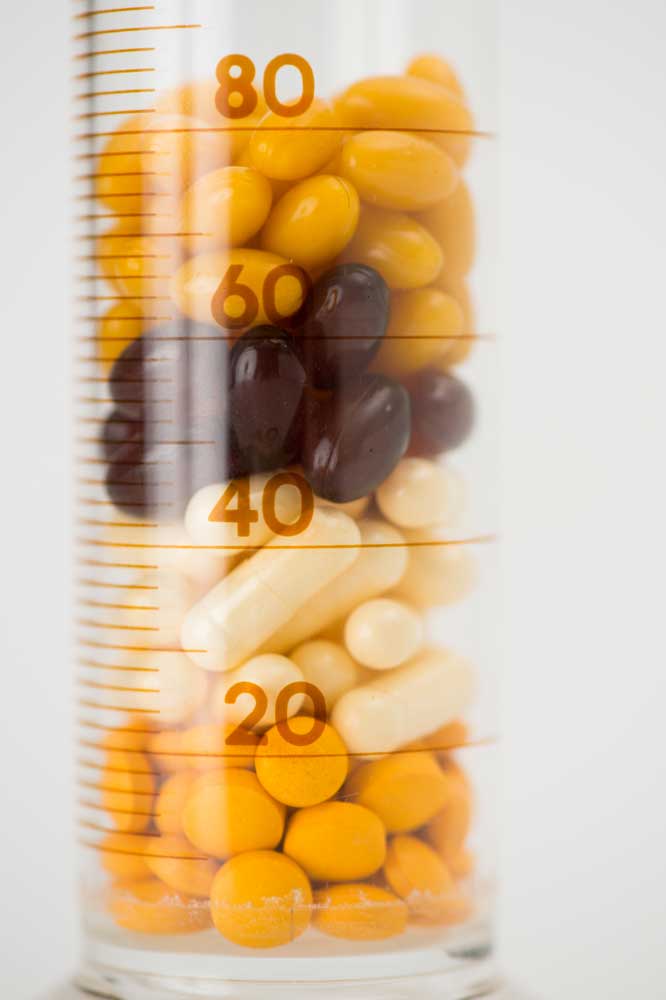 米国は、食品でも医薬品でもないカテゴリーとして「ダイエタリーサプリメント」を定義。厳しい管理を義務付けている（撮影／写真部・岸本絢）