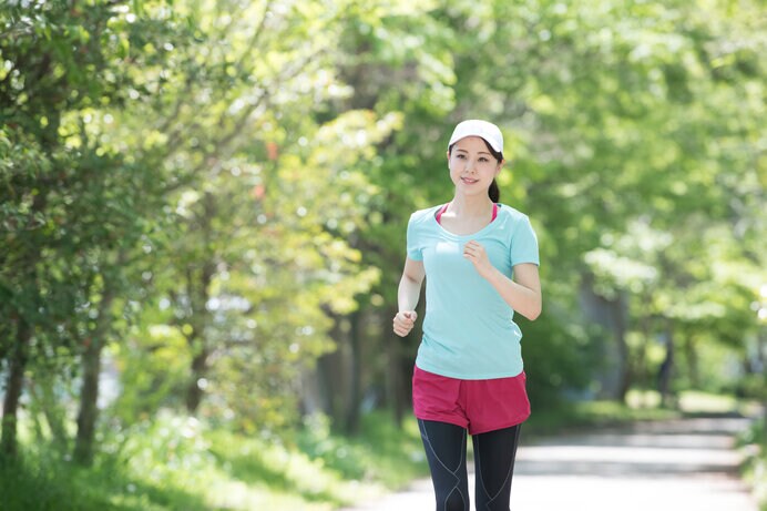 マラソン大会のためのランニングと健康のためのランニングでは理想の走行距離が違います