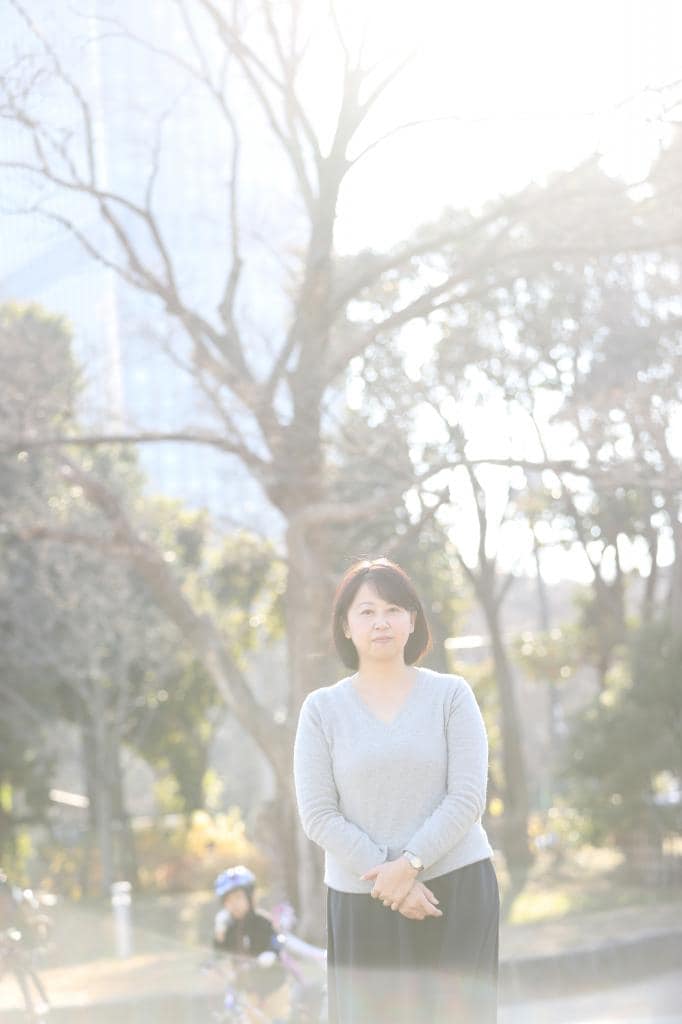 息子の一周忌に桜の木を植えた。「桜を見ると複雑で。でも今はそれも大切な気持ちだと思える」（撮影／鈴木愛子）