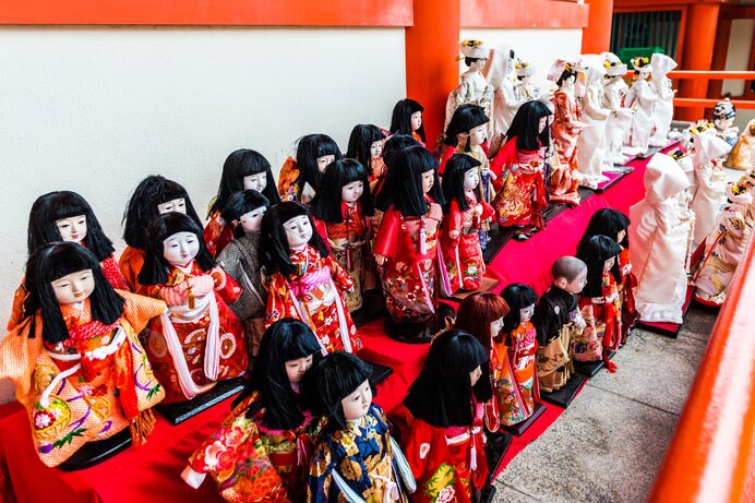 雛人形の供養でも有名な和歌山市・加太の淡嶋神社