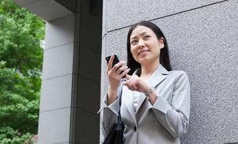 iPhoneの新通信料金、キャリア3社横並び崩壊の舞台裏