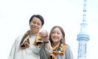 “出会ってから笑っている時間が何倍にも増えた” 綿密に計画したプロポーズに感涙した妻