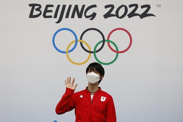 会見する羽生結弦選手（ｇｅｔｔｙｉｍａｇｅｓ）