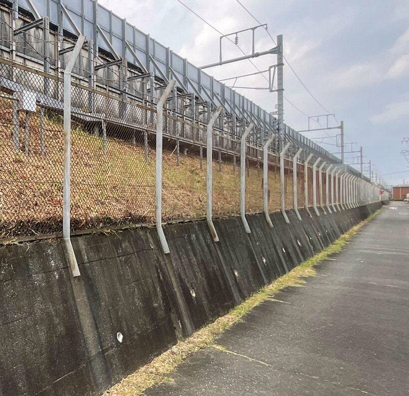 東海道新幹線の「盛り土」（photo JR東海提供）