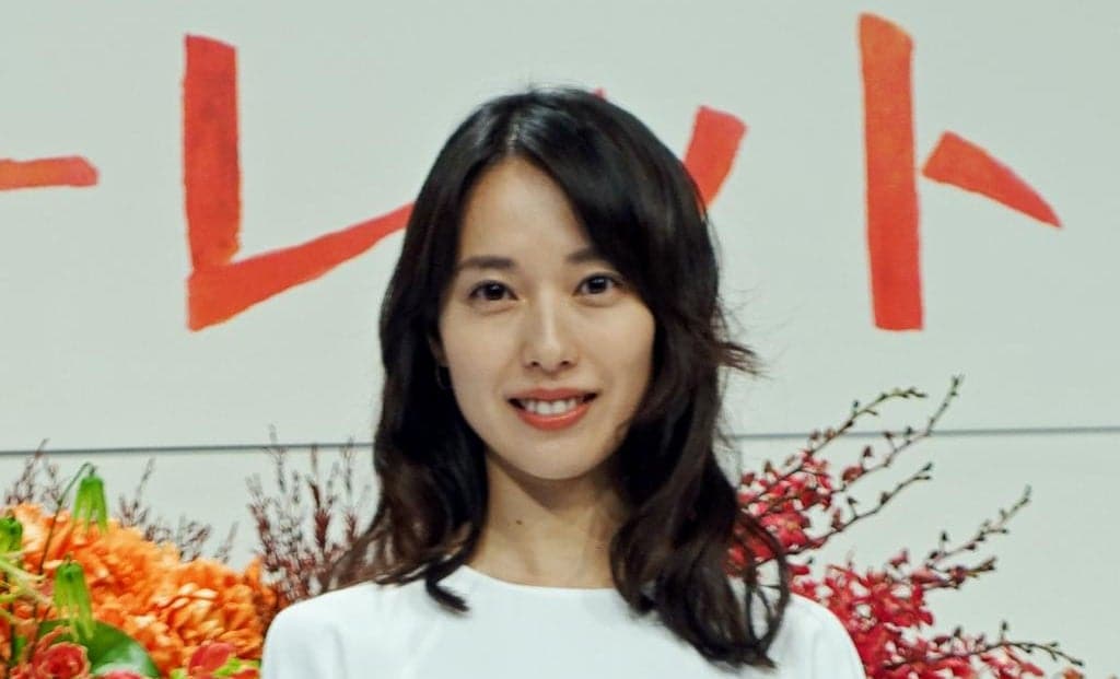 【新品未開封】戸田恵梨香2010卓上カレンダー 駿河屋 - 【買取】戸田恵梨香 2010年度卓上カレンダー（写真集系）