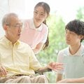 「俺はお客だぞ」在宅介護で介護職にパワハラ 利用者が権利主張 なぜ起きてしまう?