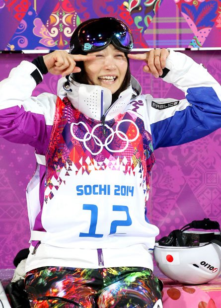女子モーグルで４位に終わった上村愛子　（c）朝日新聞社　＠＠写禁