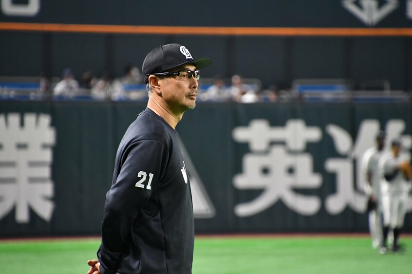 日本ハム時代にコーチとして中田翔と共にプレーした吉井理人